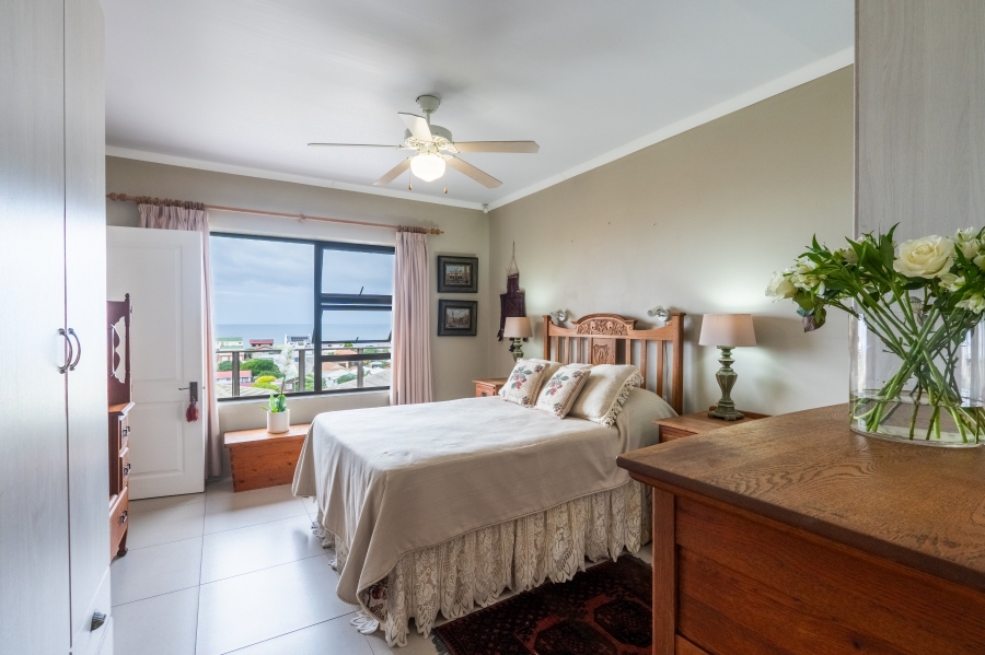 4 Bedroom Property for Sale in Reebok Western Cape